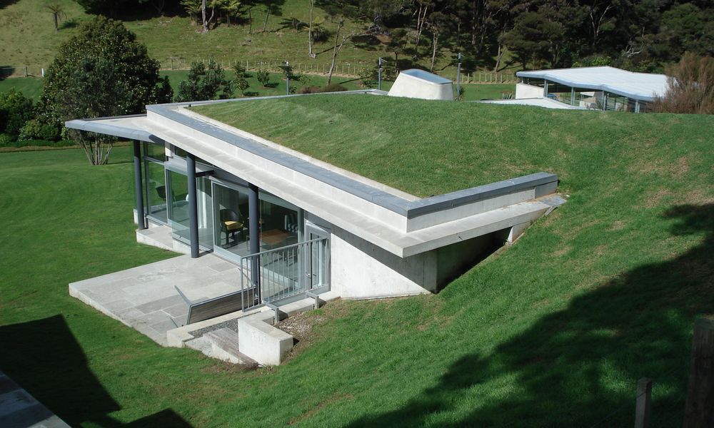 Trends in Green and Living Roof Systems